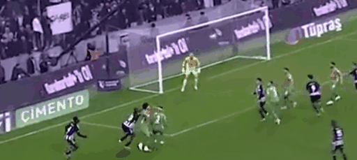 孙兴慜后“新一哥”之争：李刚仁斗志不足，24岁暴力射手后来居上